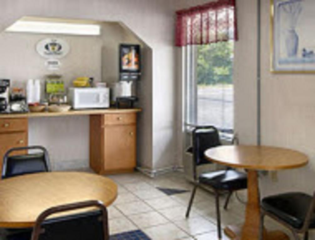 Town And Country Inn Suites Spindale 外观 照片