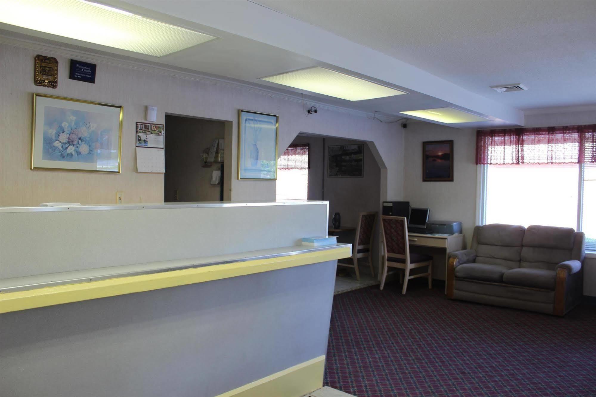 Town And Country Inn Suites Spindale 外观 照片
